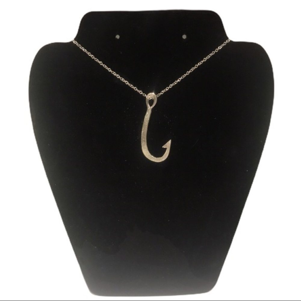 Artisan crafted hand cut silver pewter hook pendent 2 inch‎ steel chain necklace